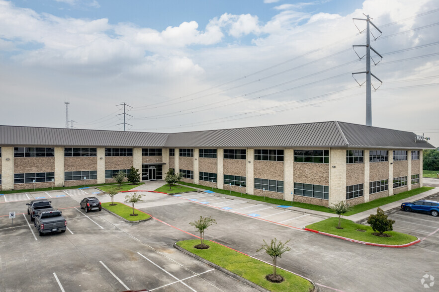 4400 Highway 225, Deer Park, TX for rent - Building Photo - Image 1 of 8