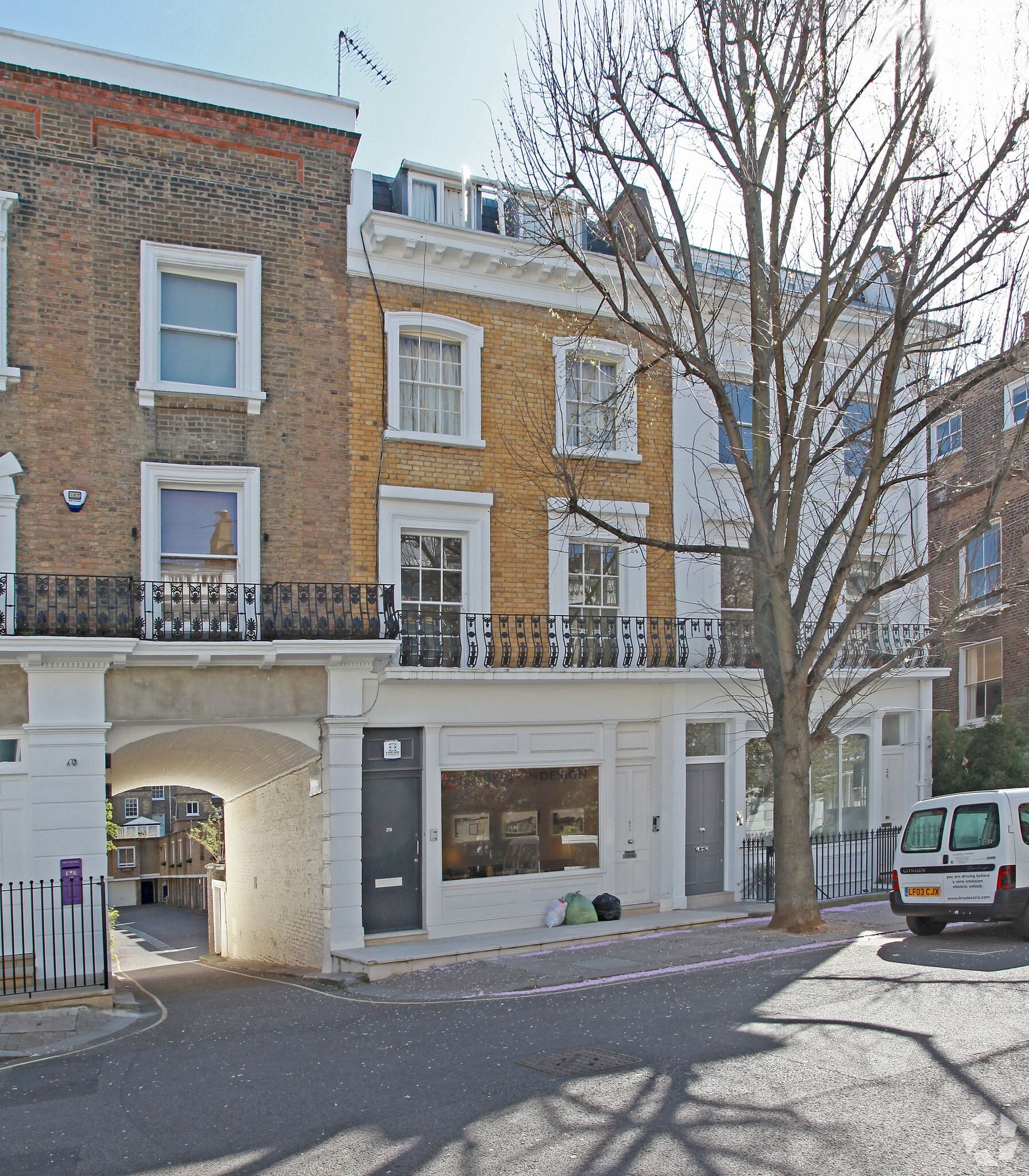 29 Alexander St, London for sale Primary Photo- Image 1 of 10