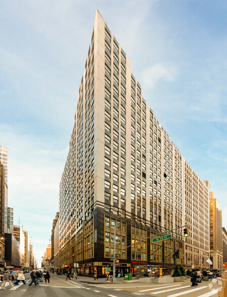 1410 Broadway, New York, NY for rent - Building Photo - Image 1 of 26