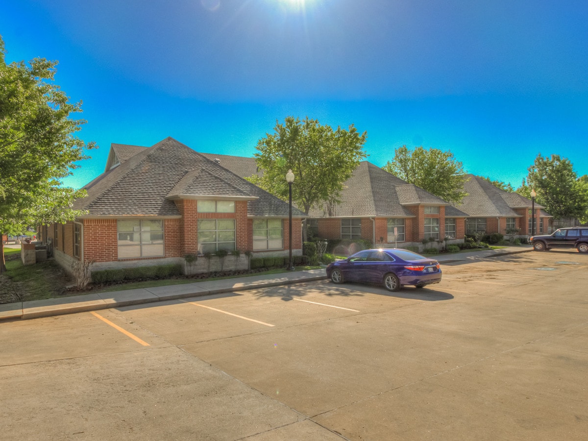 3000 S Berry Rd, Norman 73072 UK