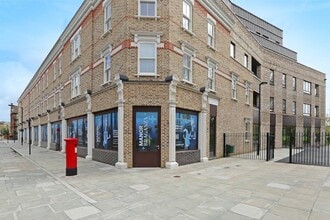 Manor Pl, London to rent Building Photo- Image 1 of 9