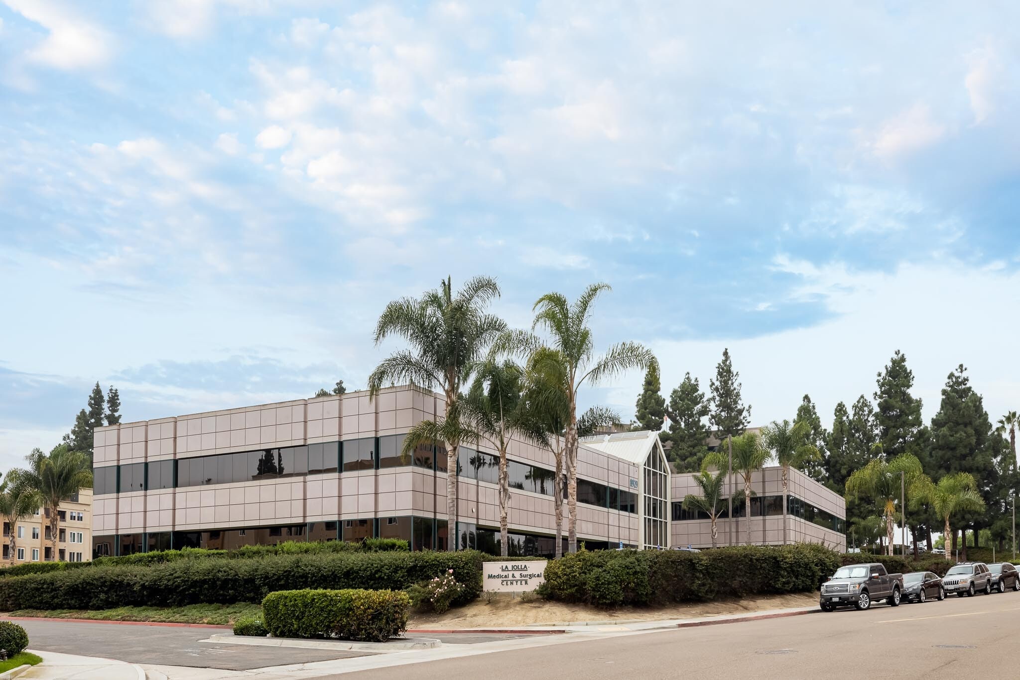 8929 University Center Ln, San Diego, CA to rent Building Photo- Image 1 of 5