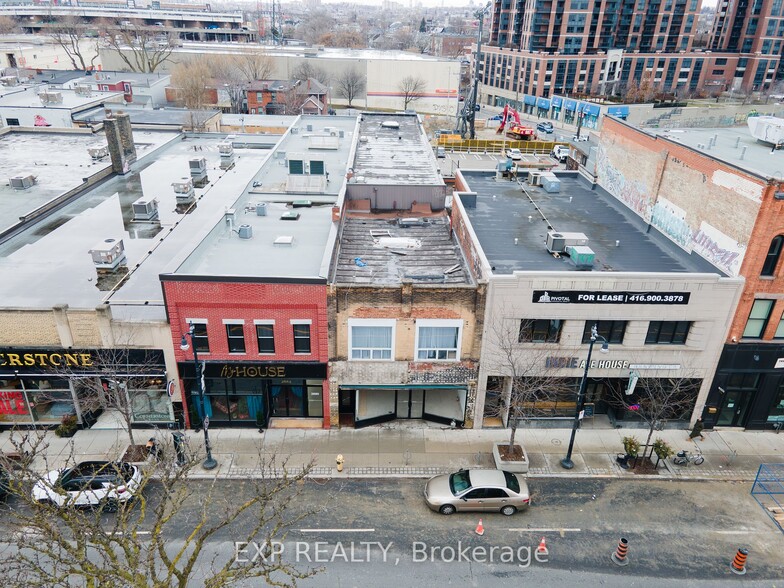 2878 Dundas St W, Toronto, ON for rent - Aerial - Image 2 of 21