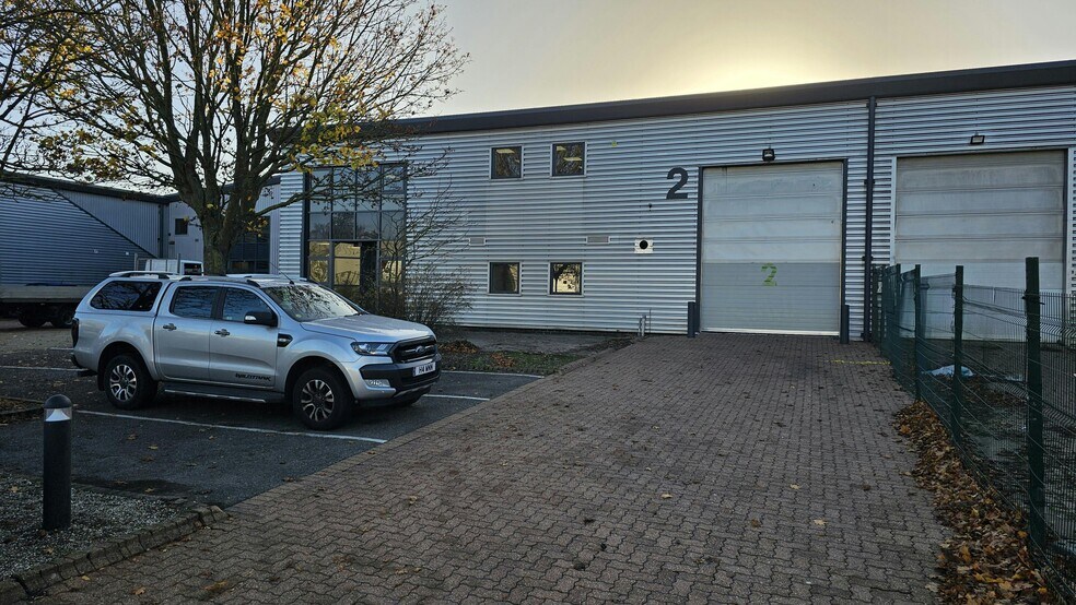 Eastways, Witham to rent - Building Photo - Image 2 of 24
