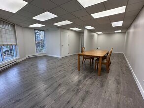 19510 55th Ave, Surrey, BC to rent Interior Photo- Image 2 of 4