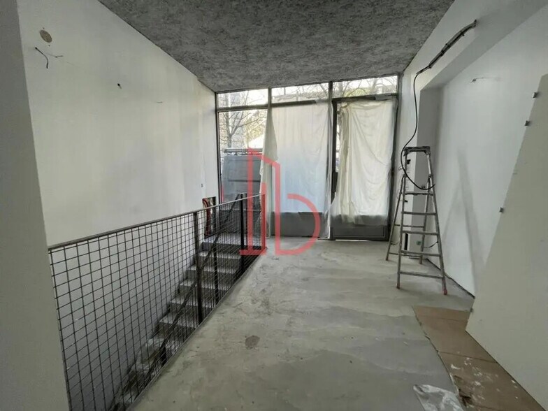 Office in Bordeaux to rent - Building Photo - Image 1 of 6