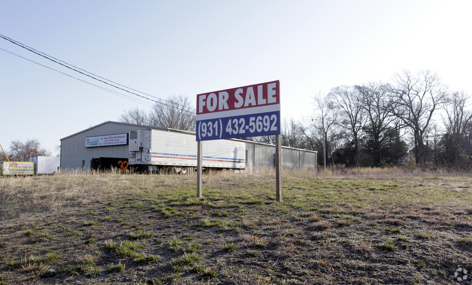 2001 N Willow Ave, Cookeville, TN for sale - Primary Photo - Image 1 of 1