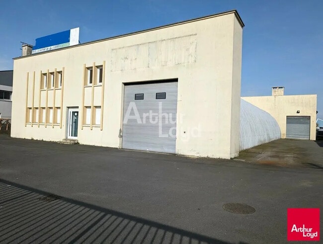 Location Local d'activités 750 m²