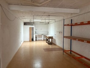 Retail in Granollers, Barcelona to rent Interior Photo- Image 2 of 8