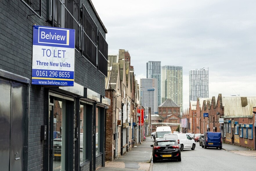 39A Broughton St, Manchester to rent - Building Photo - Image 2 of 3