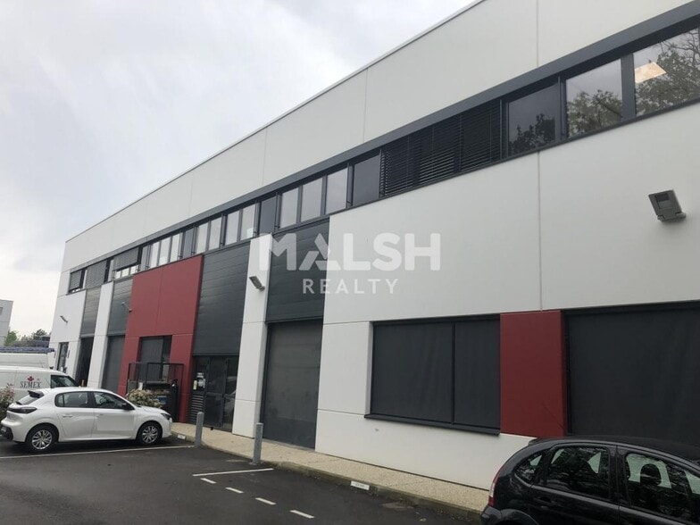 27 Chemin Des Peupliers, Dardilly to rent - Building Photo - Image 2 of 33