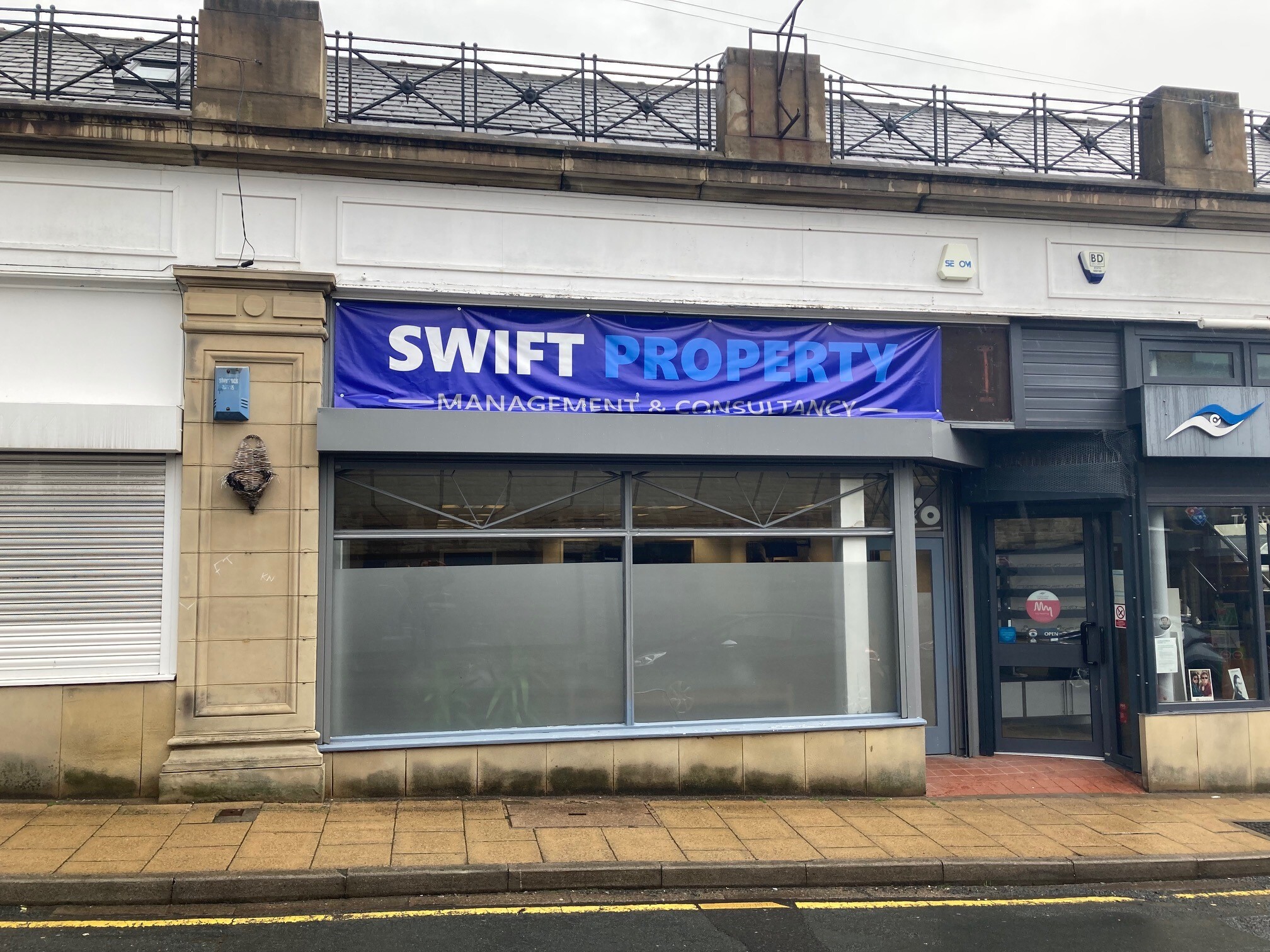 14 Cheapside, Cleckheaton for sale Primary Photo- Image 1 of 1