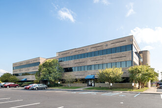 4452 Corporation Ln, Virginia Beach, VA for rent Building Photo- Image 1 of 10