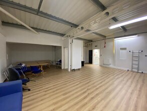 Portland St, Ashton Under Lyne to rent Interior Photo- Image 2 of 6