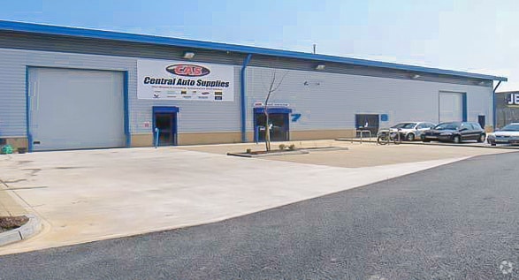 St Peters Rd, Huntingdon to rent Building Photo- Image 1 of 4