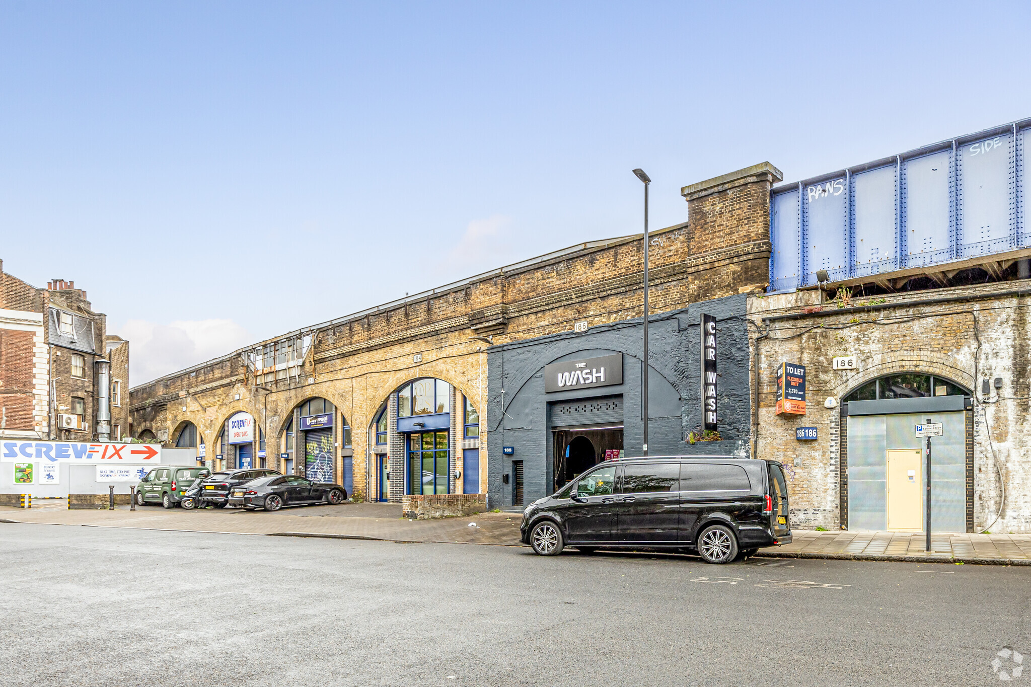 Hercules Rd, London to rent Primary Photo- Image 1 of 6