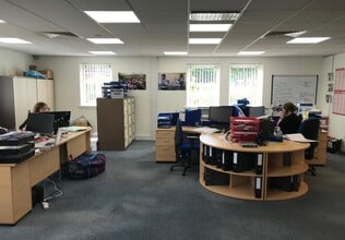 1 Whitefriars Cres, Perth to rent Interior Photo- Image 2 of 5