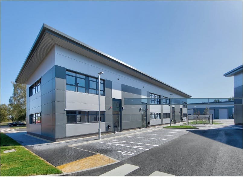 Wayland Ave, Wantage to rent - Building Photo - Image 2 of 12