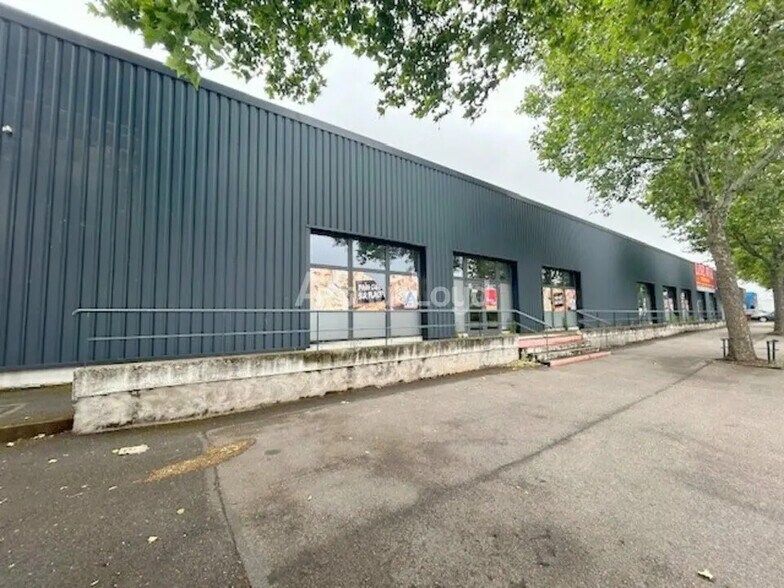 Retail in Nancy for sale - Building Photo - Image 1 of 5