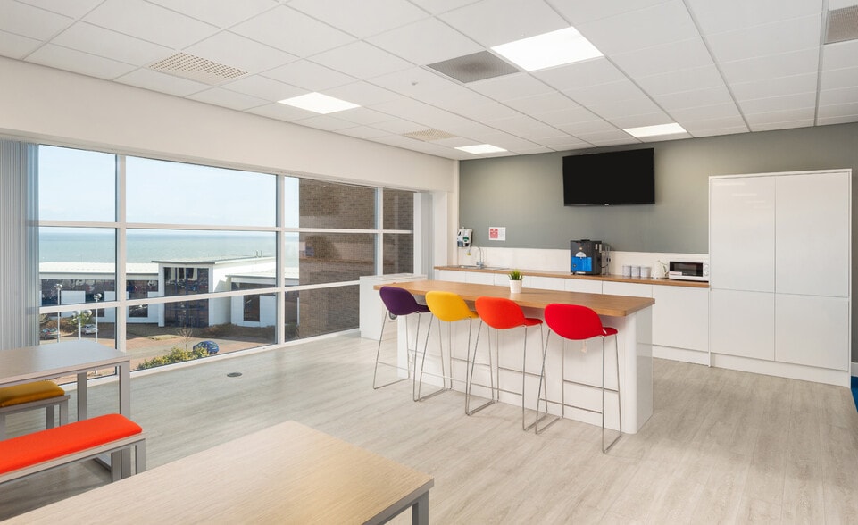 Lighthouse Vw, Seaham to rent - Interior Photo - Image 3 of 9