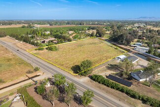 More details for 10368 E Shaw Ave, Clovis, CA - Land to Rent