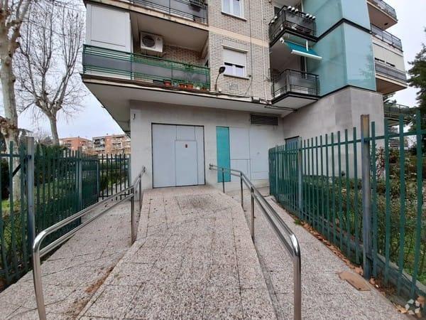 Madrid, MAD 28019 - Unit Puerta 03, Esc. D -  - Interior Photo - Image 1 of 13