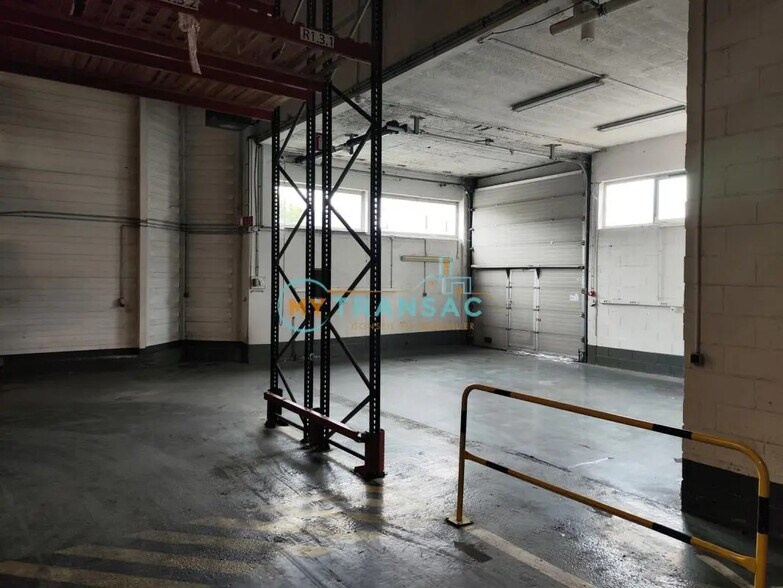 Light Industrial in Bonneuil-sur-Marne to rent - Building Photo - Image 3 of 10