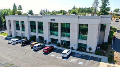 2701 Old Eureka Way, Redding, CA for rent Building Photo- Image 1 of 9