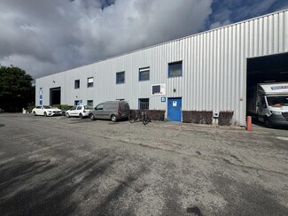 More details for 16 Rue Jean Poulmarch, Argenteuil - Light Industrial to Rent