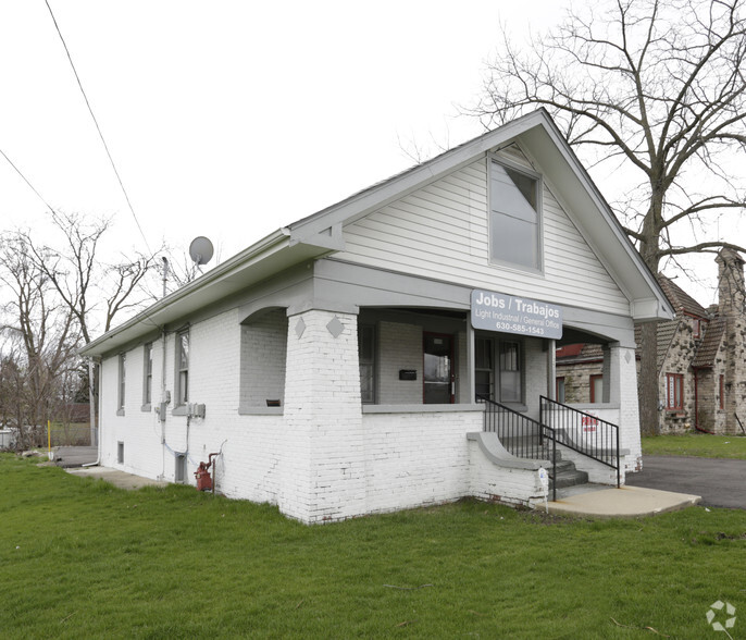 1135 E New York St, Aurora, IL for sale - Primary Photo - Image 1 of 1