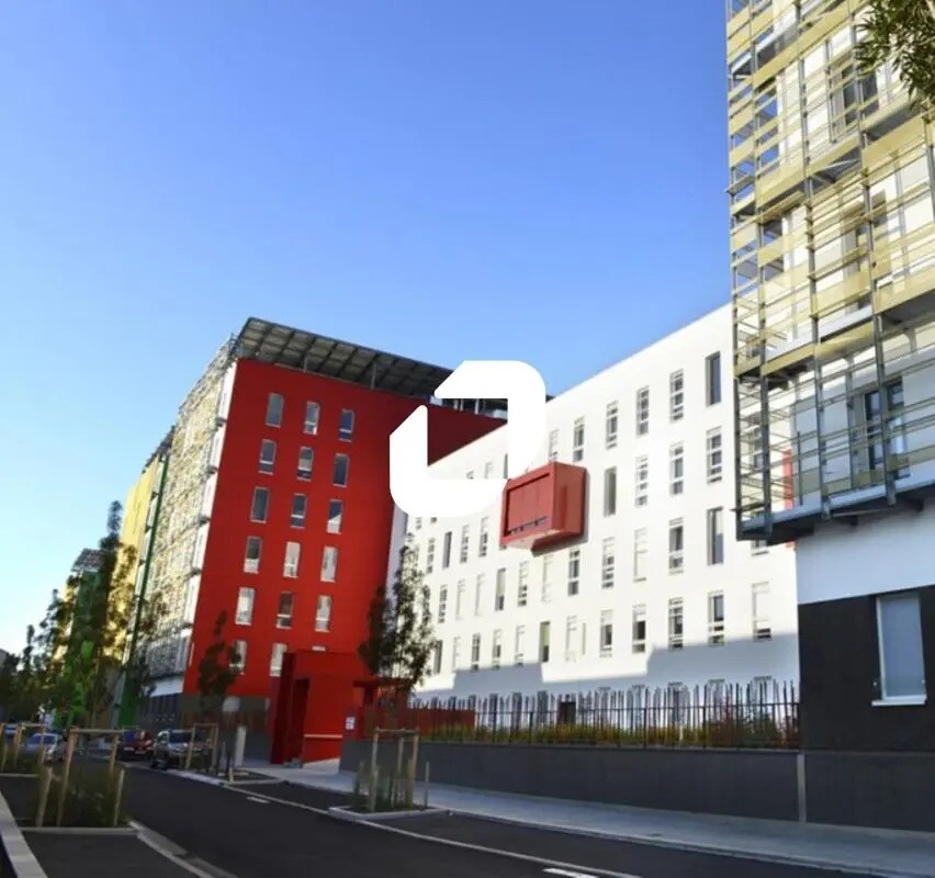 Office in Grenoble to rent Building Photo- Image 1 of 2