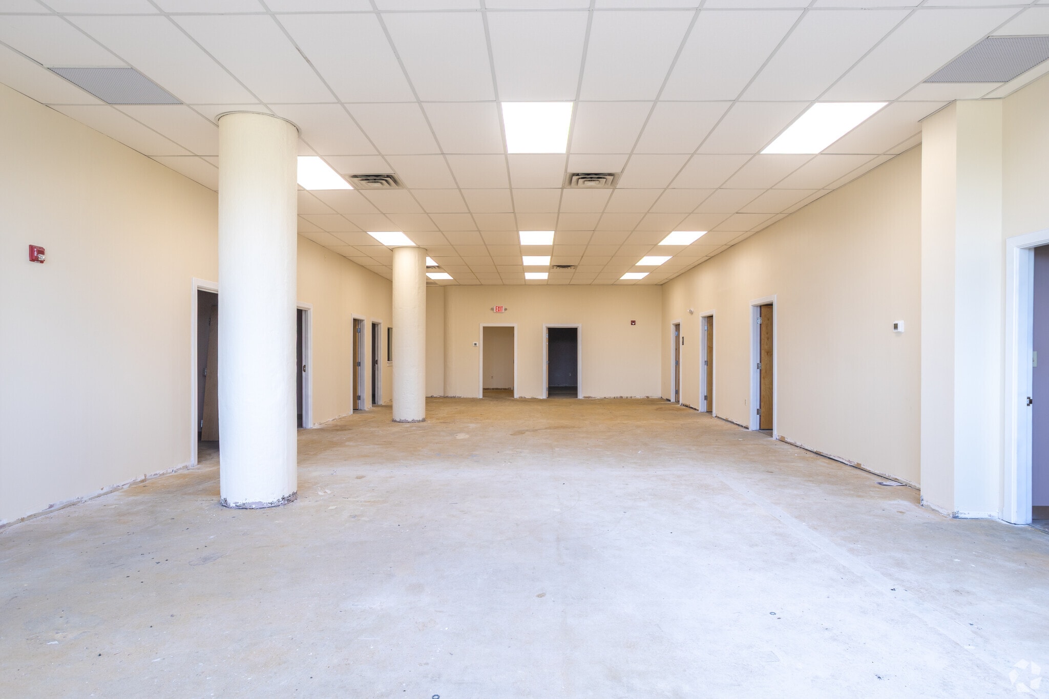 10 Ferry St, Concord, NH to rent Interior Photo- Image 1 of 3