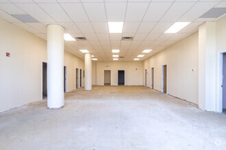 10 Ferry St, Concord, NH to rent Interior Photo- Image 1 of 3