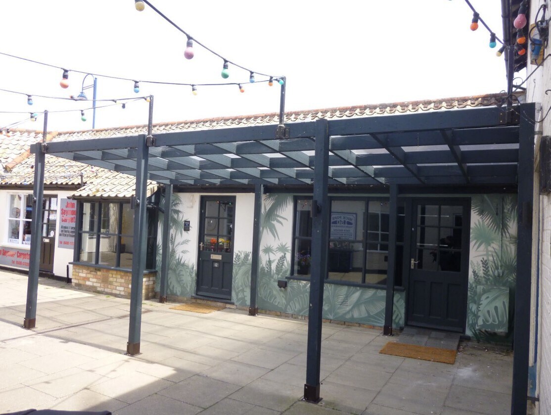 Market Sq, St Neots for sale Building Photo- Image 1 of 1