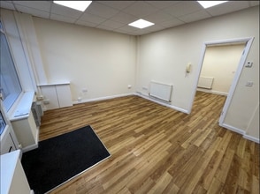 485 Birmingham Rd, Bromsgrove to rent Interior Photo- Image 2 of 6