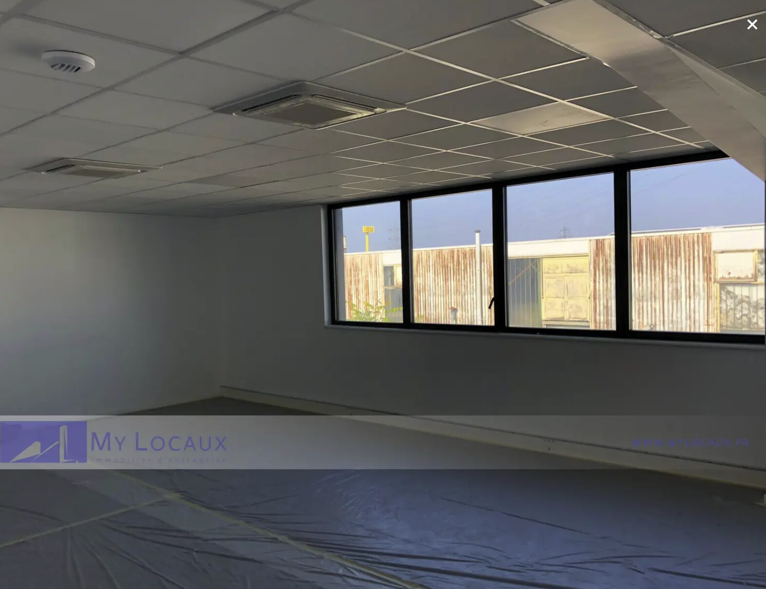 Avenue Marc Sangnier, Villeneuve-la-Garenne to rent Interior Photo- Image 1 of 3