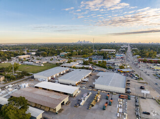 More details for 5708 N Shepherd Dr, Houston, TX - Industrial for Rent