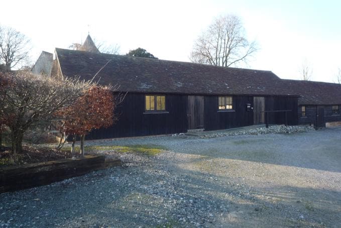Plaxdale Green Rd, Stansted to rent - Primary Photo - Image 1 of 4