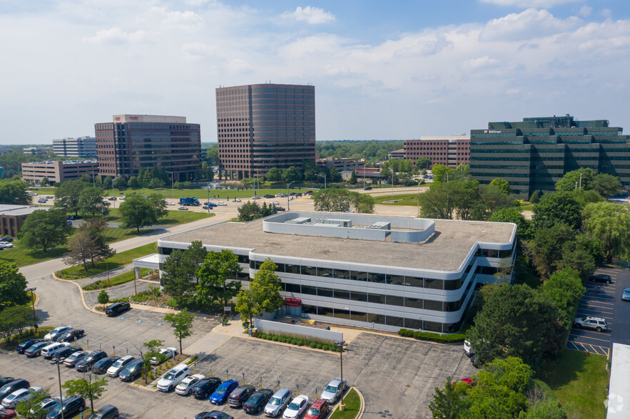 2221 Camden Ct, Oak Brook, IL for rent - Aerial - Image 2 of 4