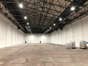 Squires Gate Ln, Blackpool to rent Interior Photo- Image 1 of 7