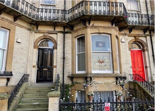 More details for 8-8b Pavilion Sq, Scarborough - Office to Rent