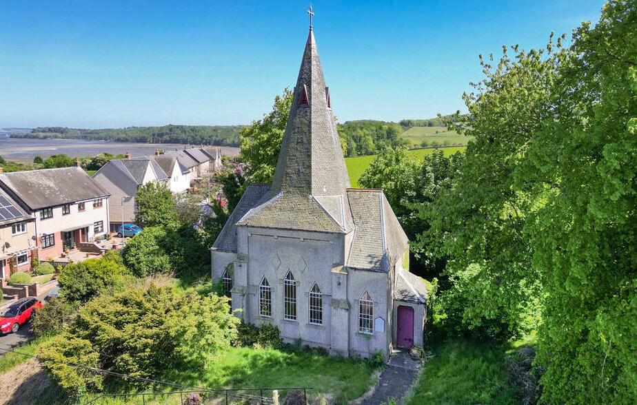 St Ninians Way, Blackness for sale - Primary Photo - Image 1 of 1