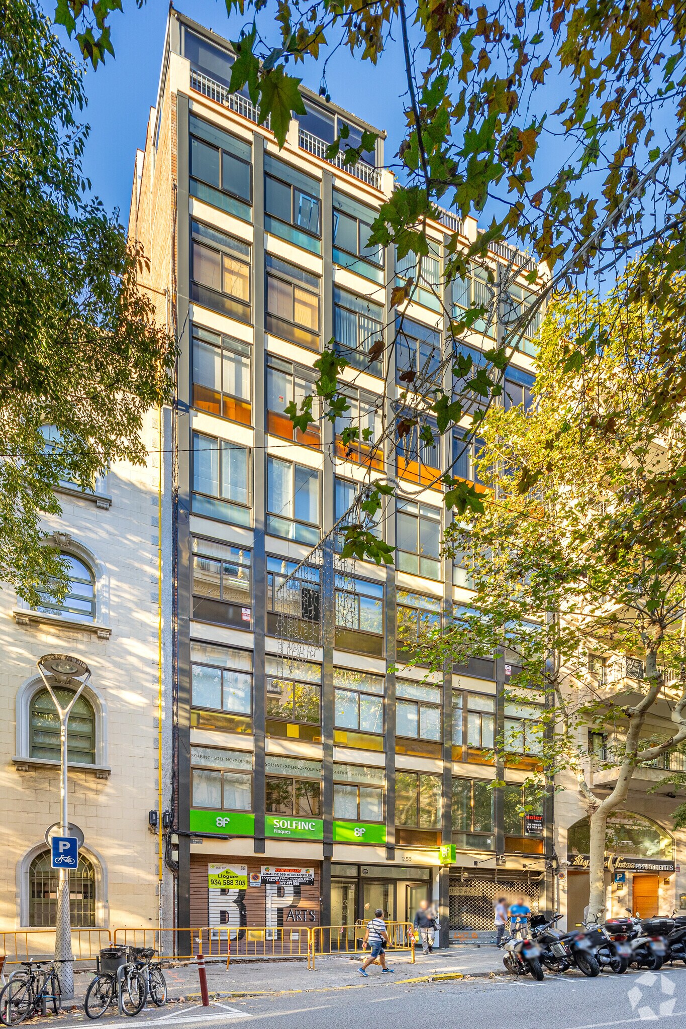 Office in Barcelona, Barcelona for sale Primary Photo- Image 1 of 3