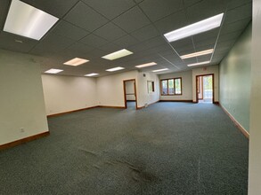 770 Davison Rd, Lockport, NY for rent Building Photo- Image 2 of 6