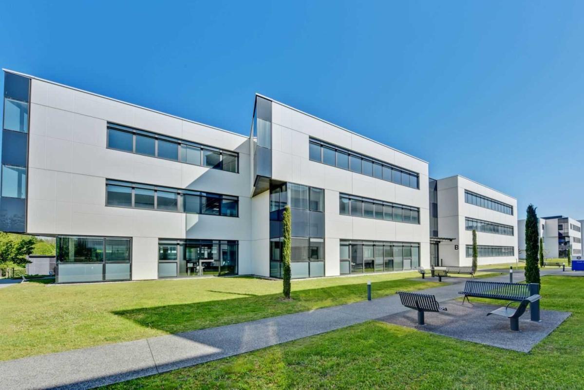Office in Saint-Priest to rent Building Photo- Image 1 of 15