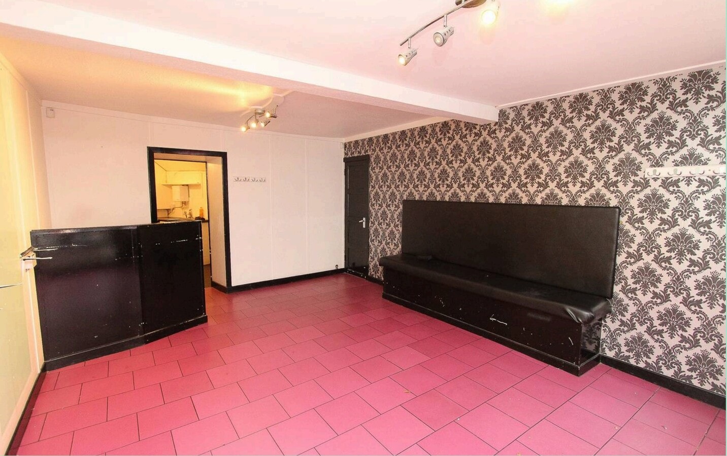 10A-10C Hanover St, Stranraer, DGY DG9 7RZ - Unit 10C - - Interior Photo - Image 2 of 5