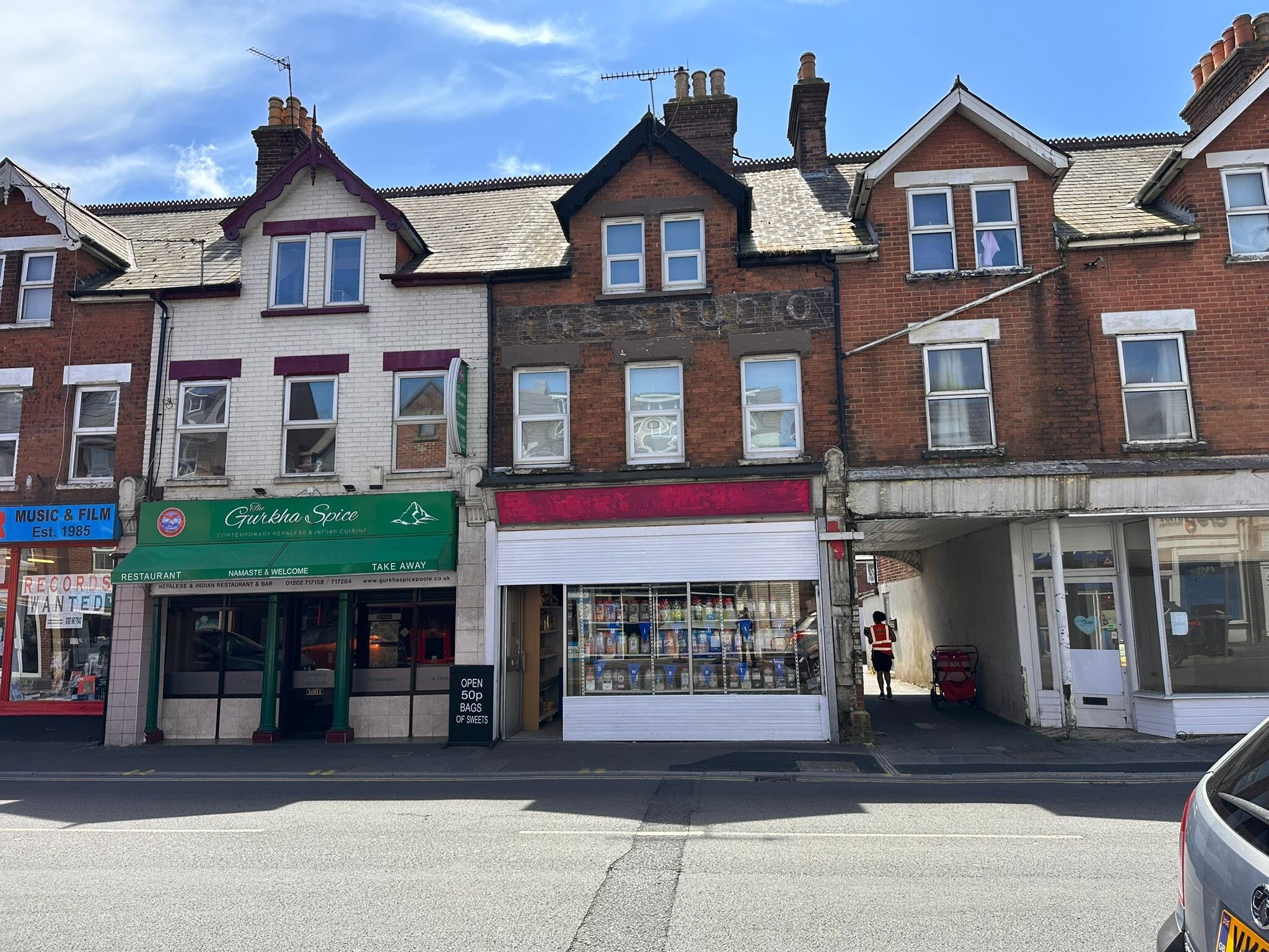 383 Ashley Rd, Poole to rent Building Photo- Image 1 of 2