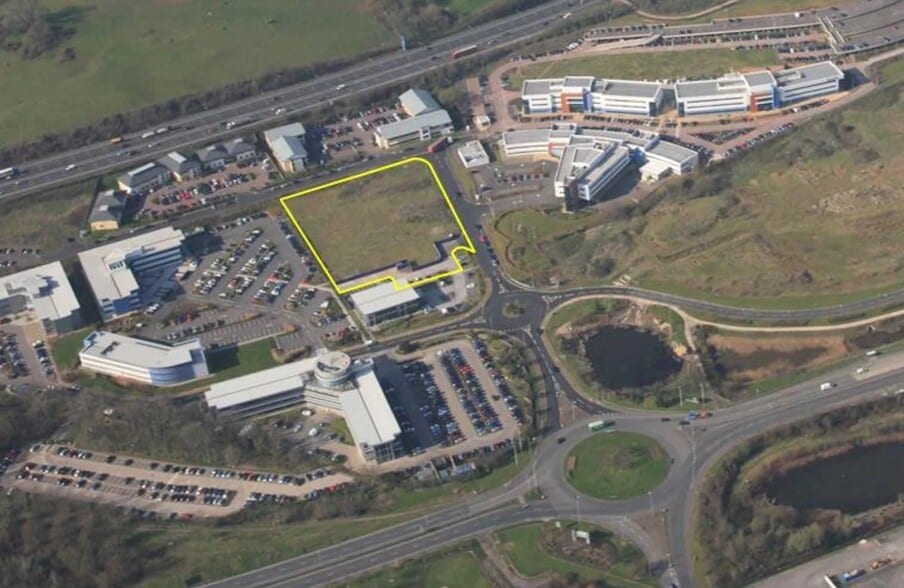 Buchanan Way, Newport for sale - Primary Photo - Image 1 of 1