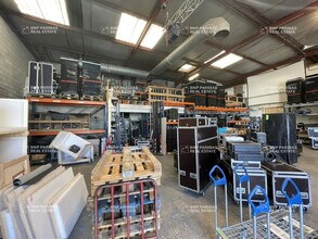 Light Industrial in Lagny-sur-Marne for sale Interior Photo- Image 2 of 5