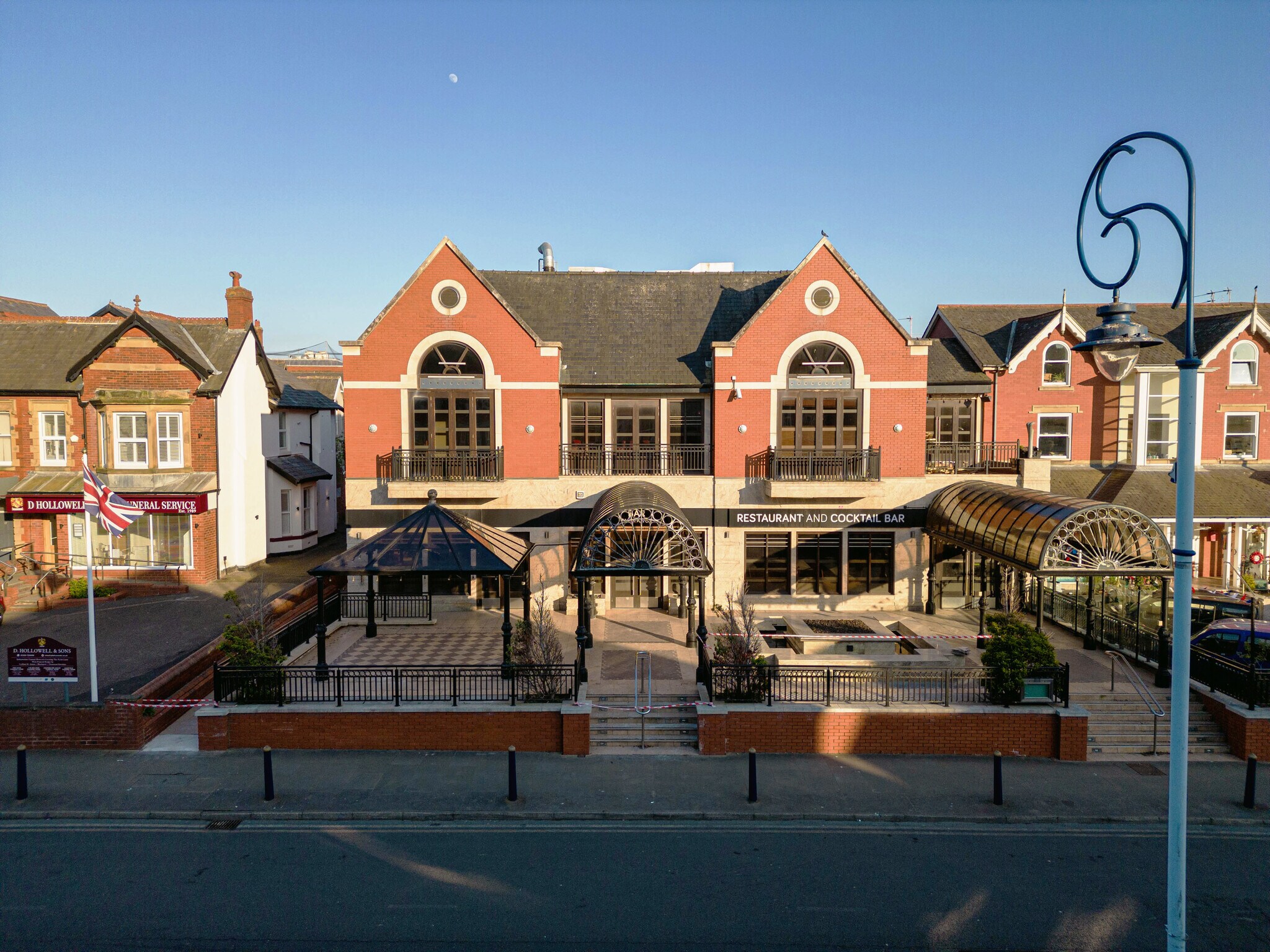 21-23 Wood St, Lytham St Annes to rent Building Photo- Image 1 of 16